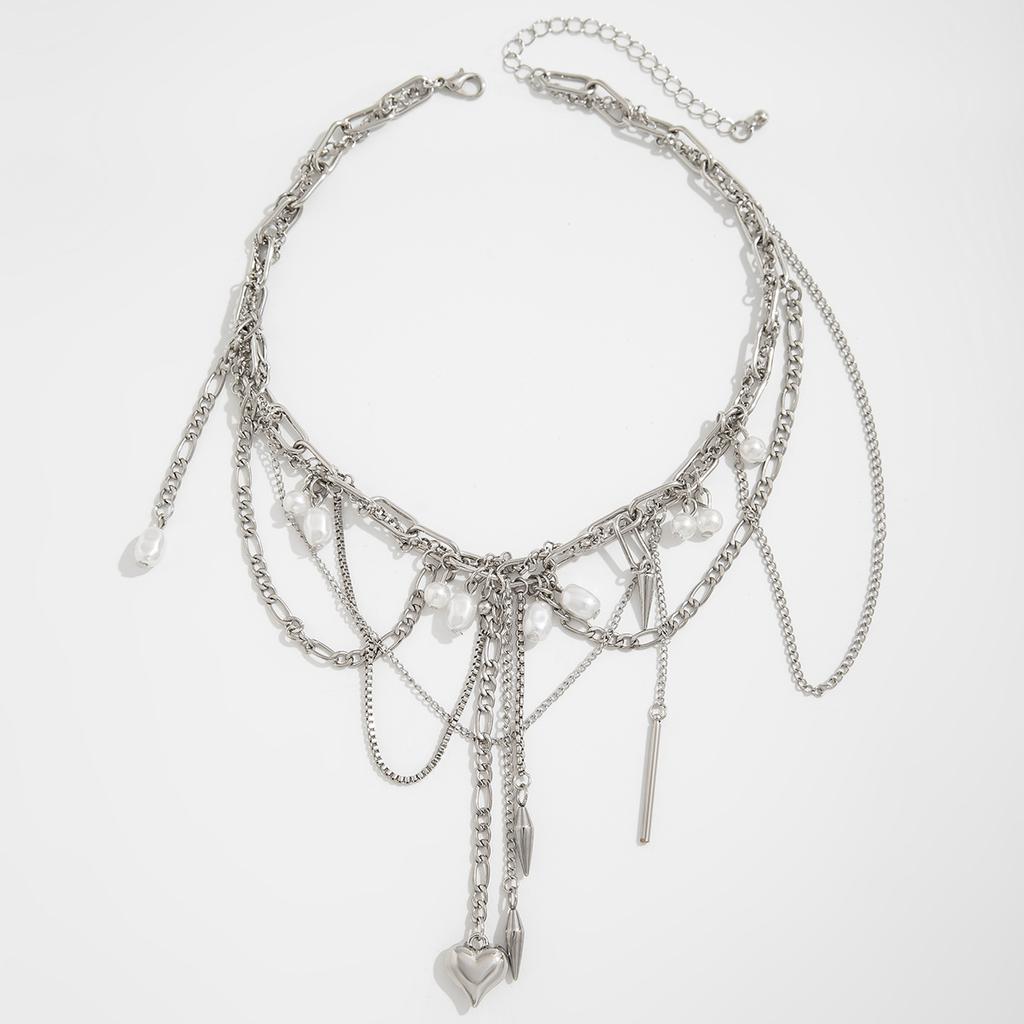 Spice Girl Wind Metal Rivet Love Pendant Tassel Necklace Design Sense Winding Chain Pearl Neck Chain