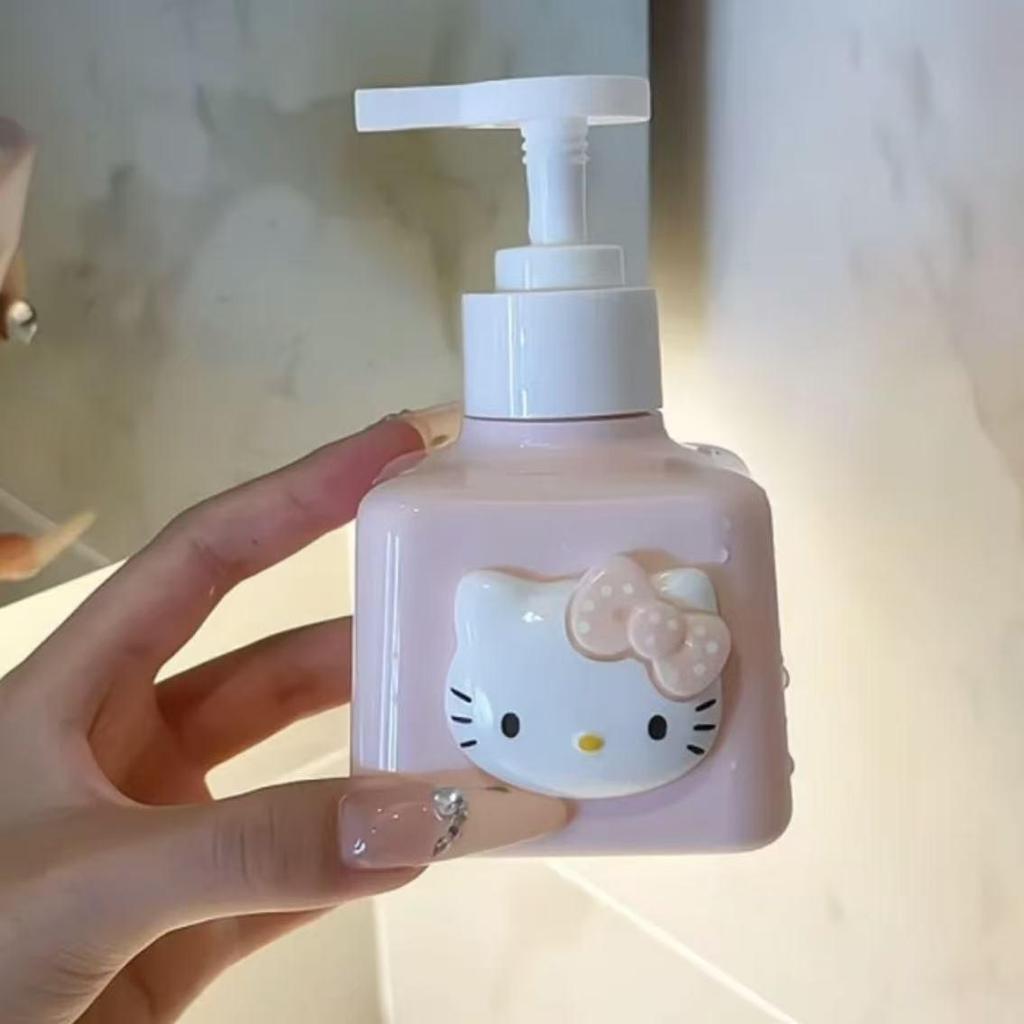Compact Press-Top Bottles for Shower Gel & Sanitizer Storage
