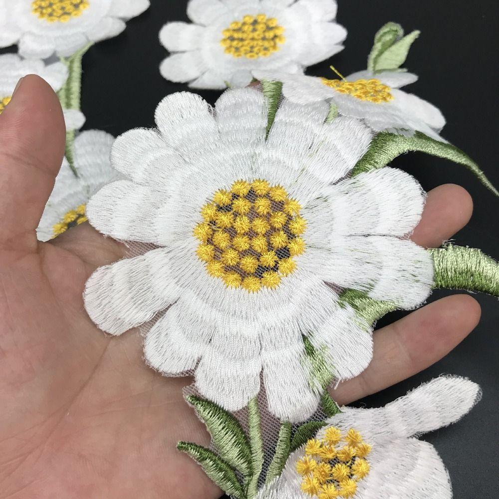 Daisy Clothing Applique Exquisite Clothes Patches Flower Embroidered Patches  Sewing