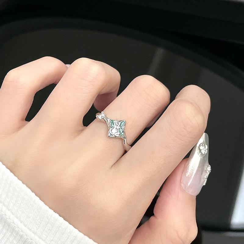 Niche Dripping Oil Design Cold Wind Irregular French Fold High-End Ring Female Dark Wind Open Ring