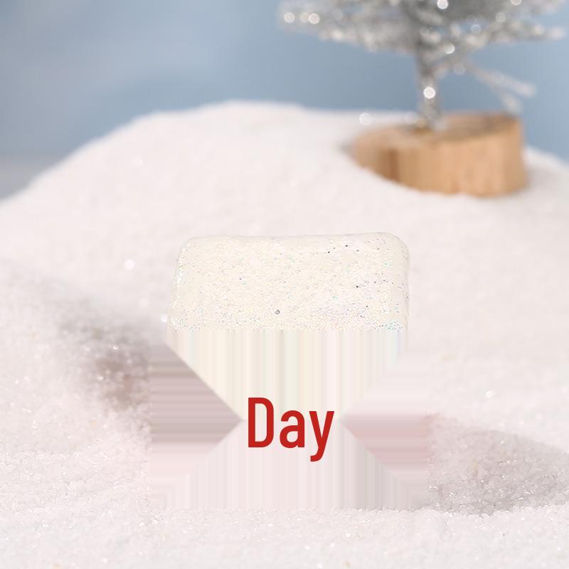 Creative Moss Christmas Ornaments: Micro Landscape Bottle & Tree Deco - Succulent DIY Scene Accessories