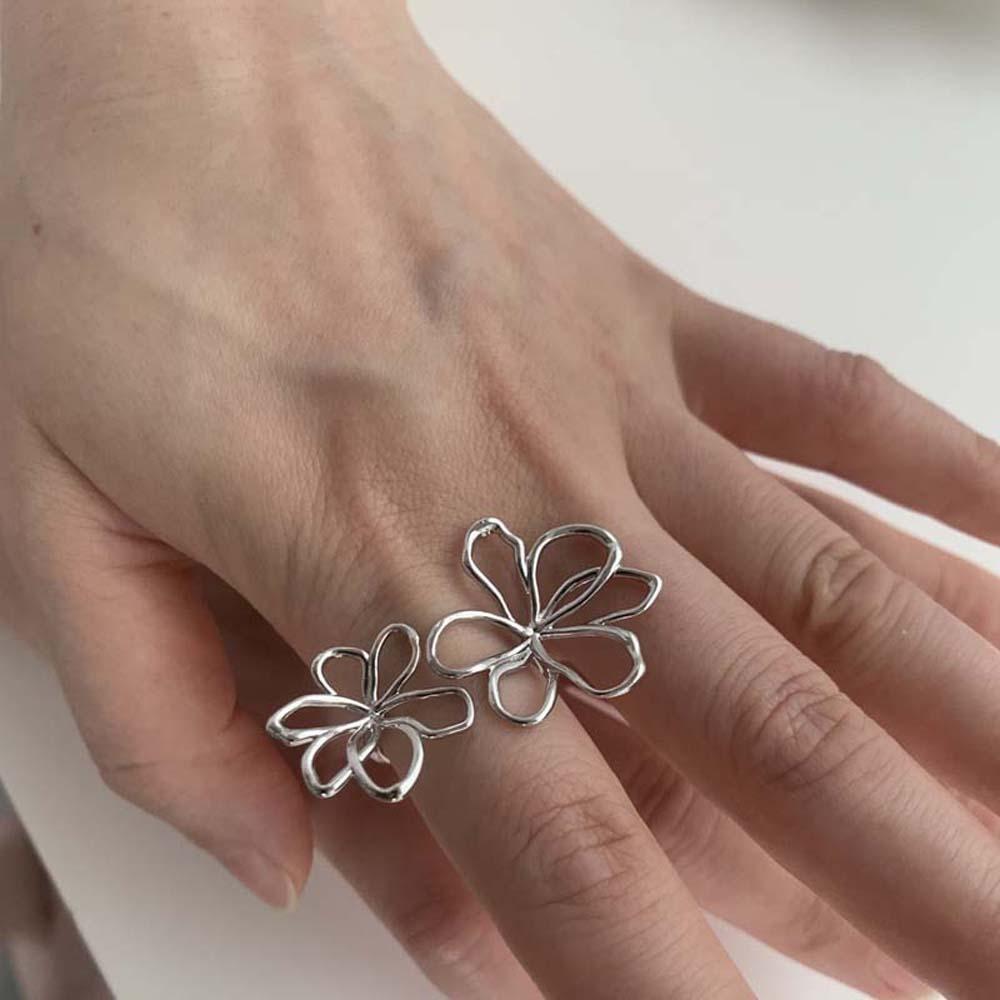 Exaggerated Golden Flower Ring Irregular Open Hollow Out Ring  Festival Gifts