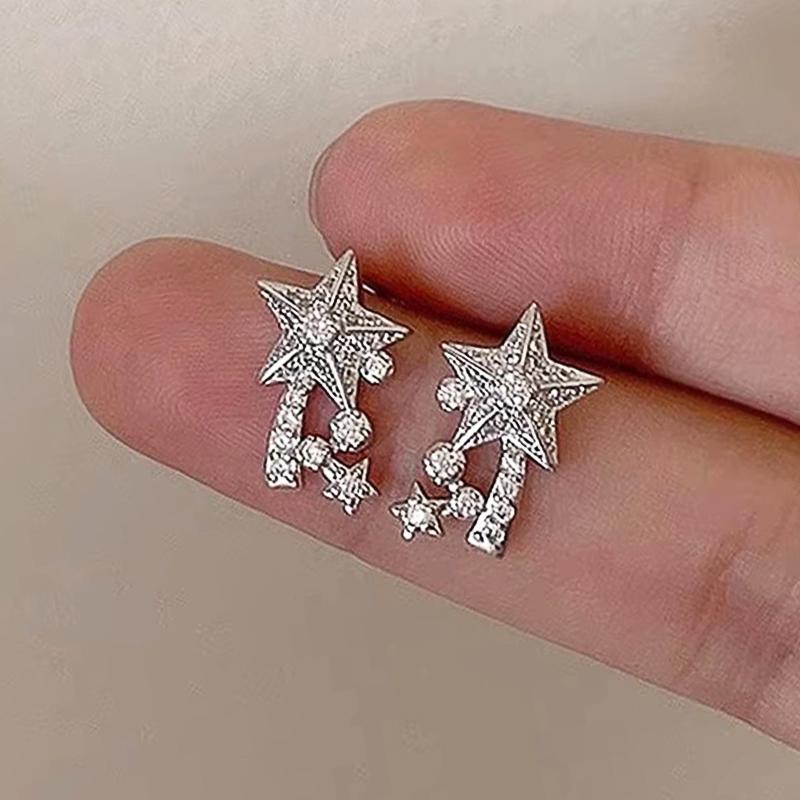 Huitan Exquisite Star Stud Earrings for Women Fashion Female Engagement Zircon with Bling Cubic Zirconia Chic Girls Accessories