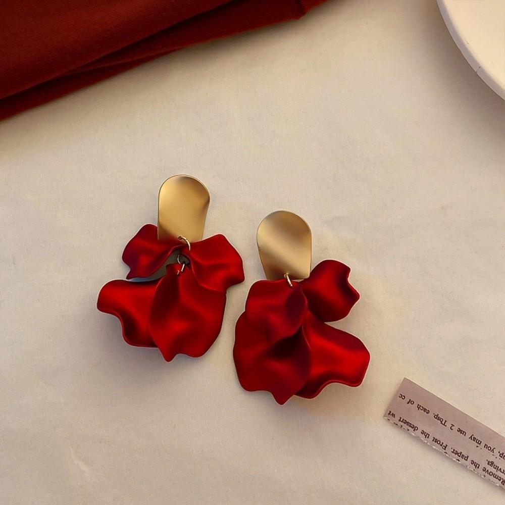 Elegante Fijne Bloem Oorbellen met Hanger Kwastje Design Overdreven Bloemblaadje Stud Oorbellen Temperament Roos Oorhangers Dagelijkse Slijtage