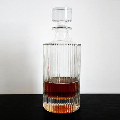 Skleněná karafa na whisky Shangqi