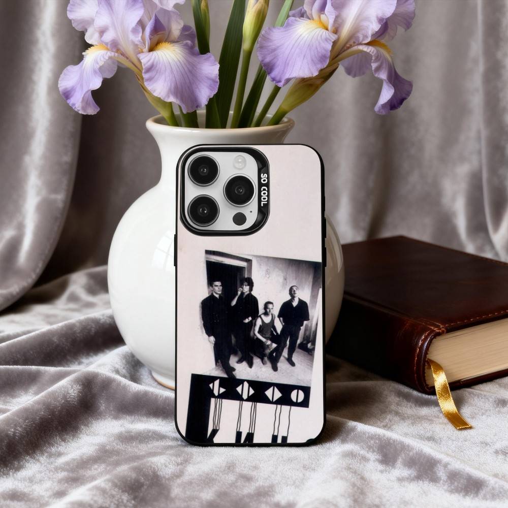 R-Russia Rock B-Band Viktor Tsoi K-Kino Phone Case For iPhone17,16,15,14,13,12,11 Plus,Pro Max Black Candy silver phone case iPhone13