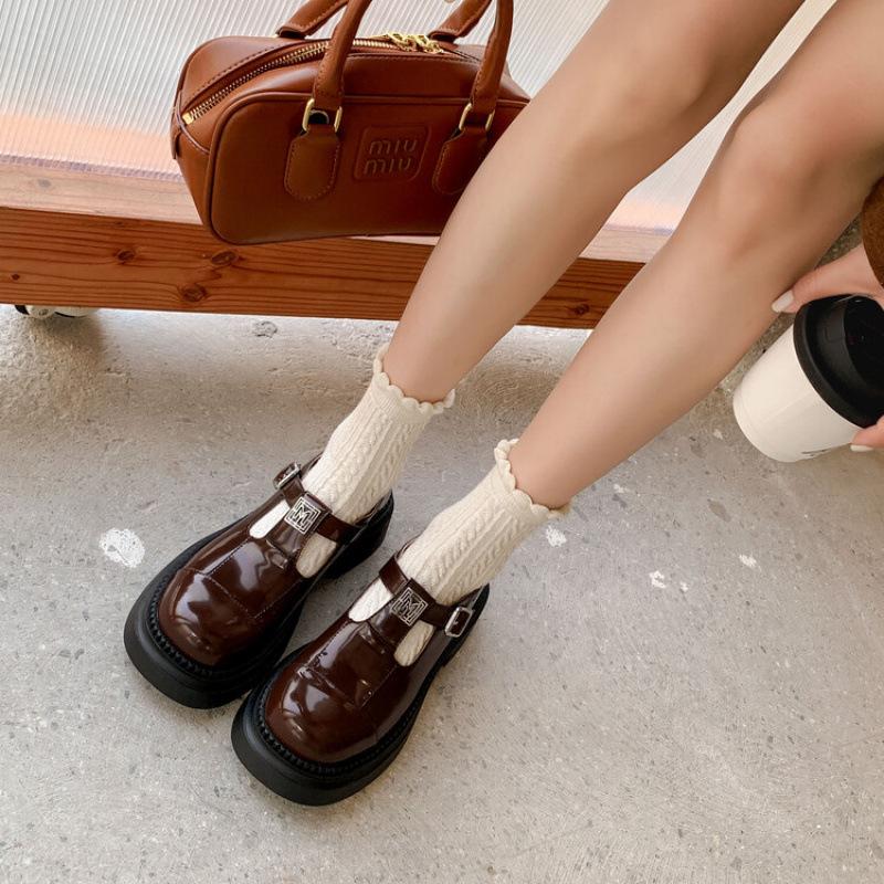 

Новые женские лоферы из коровьей кожи, нескользящие, на платформе, удобные и модные, на низком каблуке, кожаные, всесезонные туфли-однопедальки 40