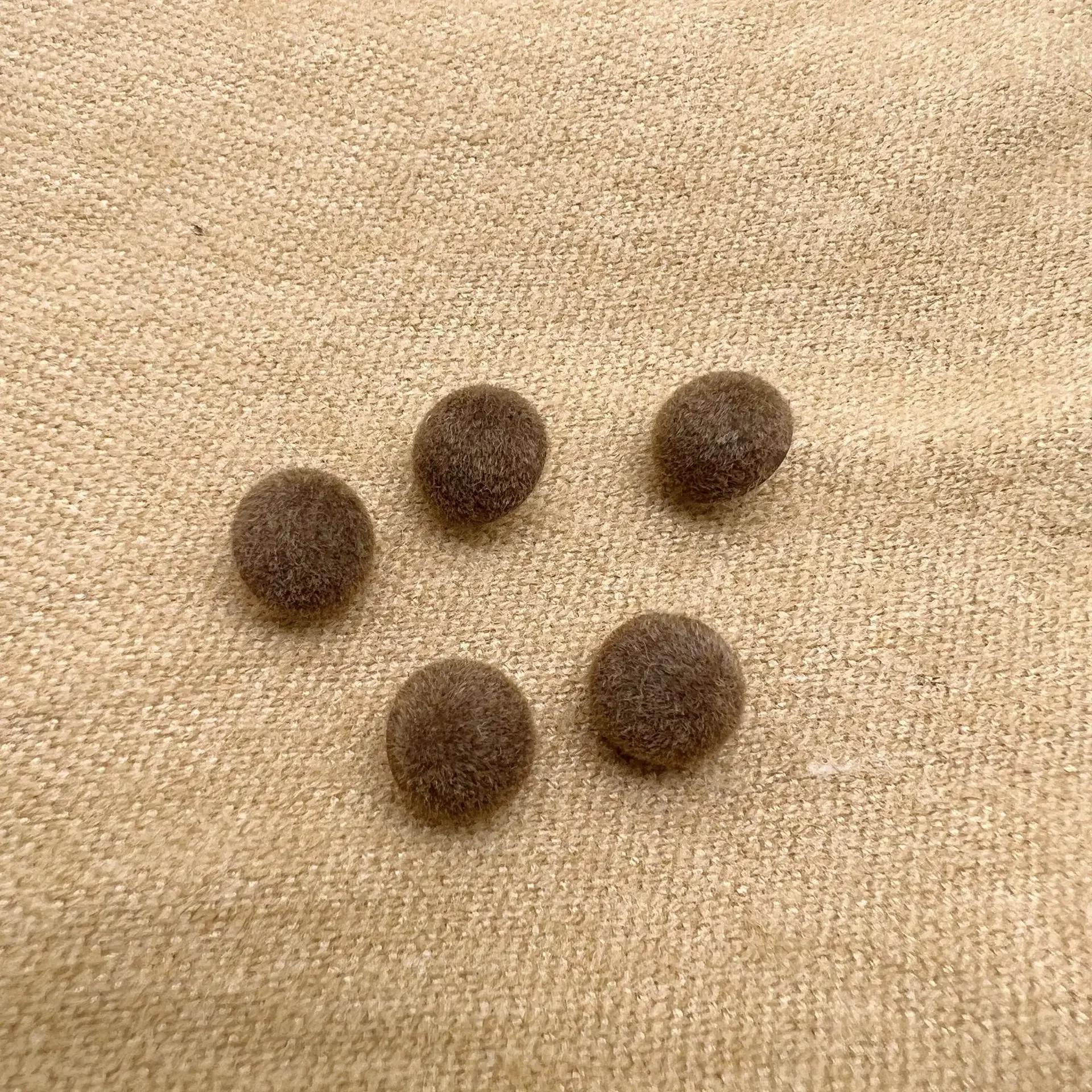 

10 шт./лот красивые ворсовые пуговицы с покрытием 10 мм маленькие грибовидные пластиковые пуговицы на ножке зимняя одежда швейные принадлежности 10mm коричневый