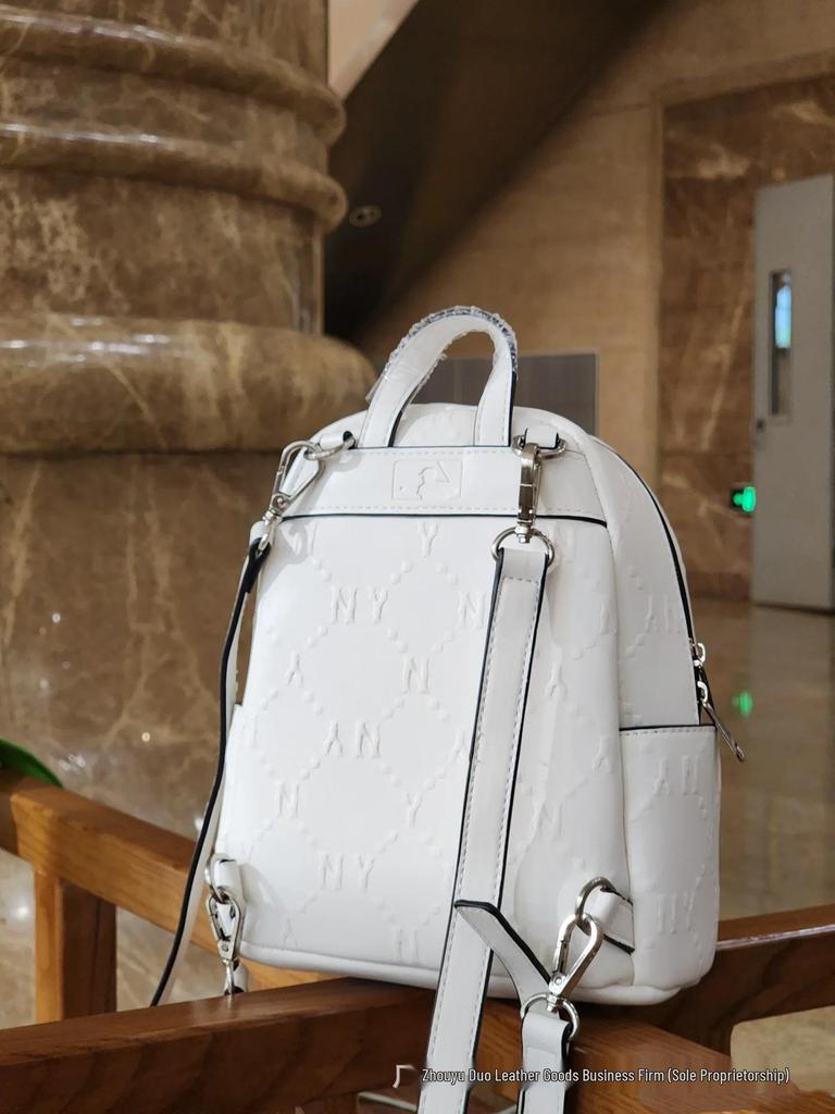 Koreanischer MLB Diamant Argyle NY Geprägter Damen Vielseitiger Trendiger Crossbody Rucksack