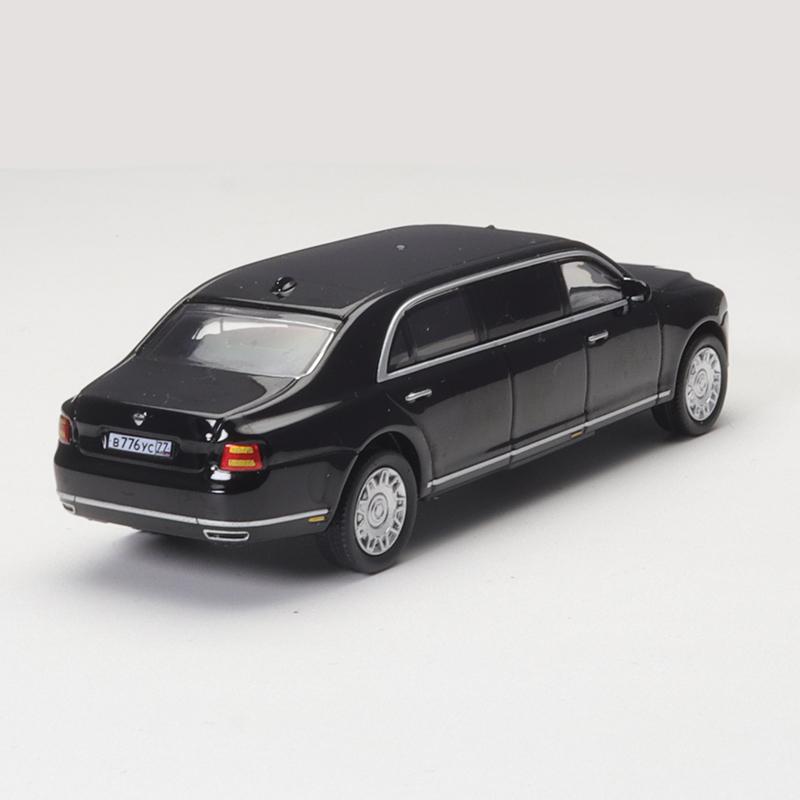 XCARTOYS 1/64 The Presidential Vehicle of Russia Aurus Senat Car Alloy Toys Motor Vehicle Diecast Metal Model Kids Toys Boys