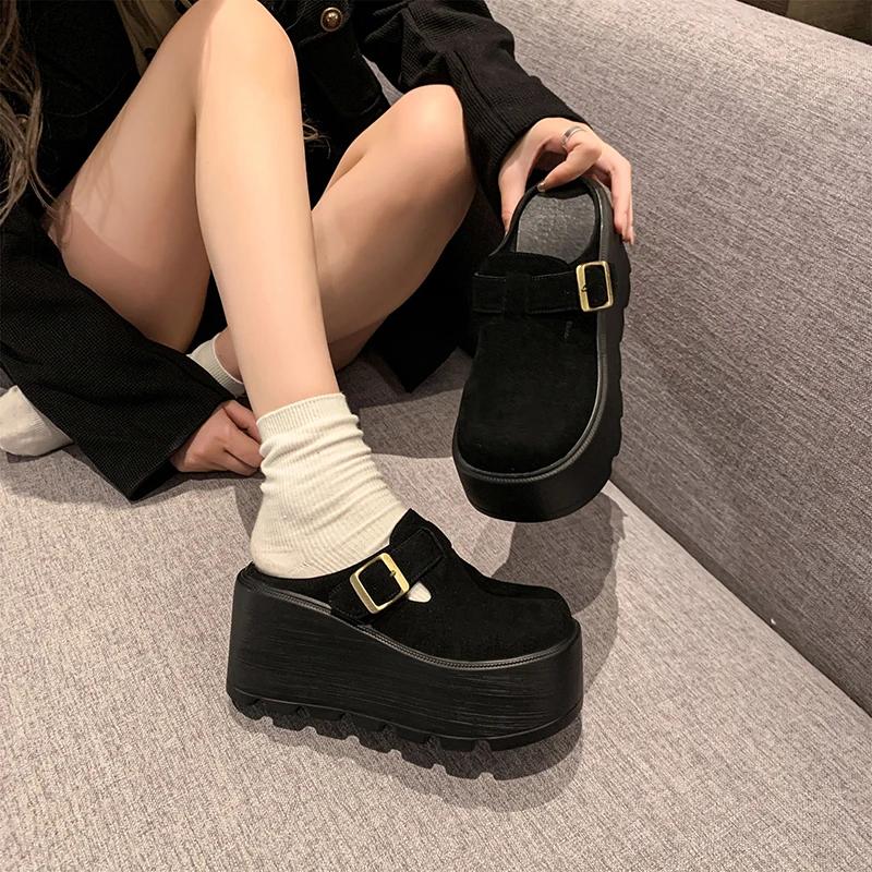Fashion 2025 New 9cmThick Platform Boots Designer Slipper Casual Flats Slide Female Walking Fashion Loafers Winter Ankle Boots Women