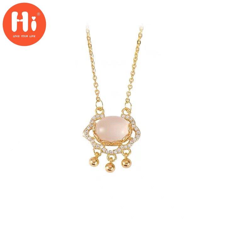 

Ожерелье с замком Hi Peace, женское осеннее и зимнее светлое, роскошное нишевое ожерелье для пожилых людей, цепочка на ключицы с лунным светом и камнем