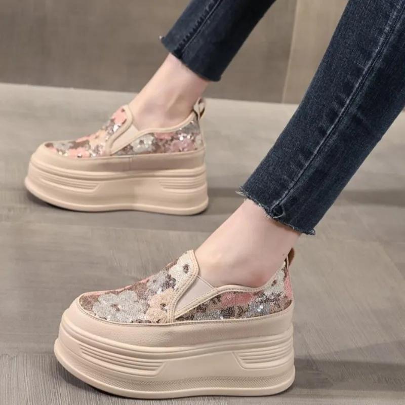 New Arrival 2025 Sequins Slip On Shoes for Women Comfortable and Elegant Trends Light Original Daily Routine Woman Footwear Sale
