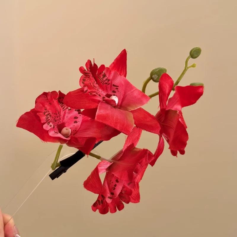 

Thai Orchid Butterfly Head Flower Clip Bridesmaids Hairpin Hair Simulation Ornament