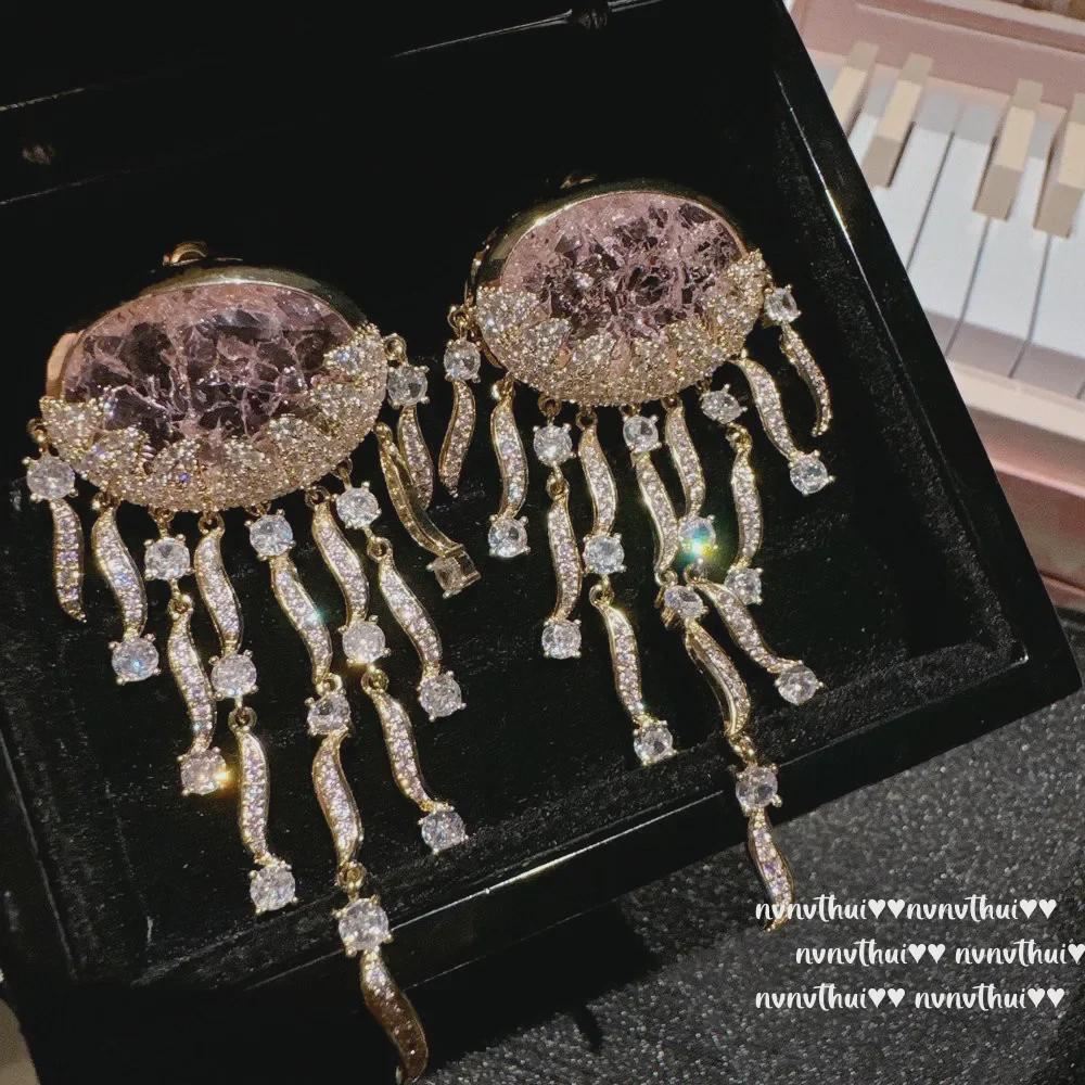 Rosa Quallen Quasten Edelstein Ohrringe