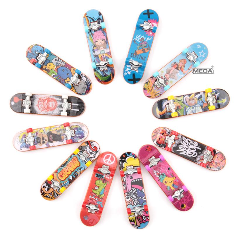 Mini Finger Scooter Beginner Double Warping Board New Strange Finger Scooter Toy