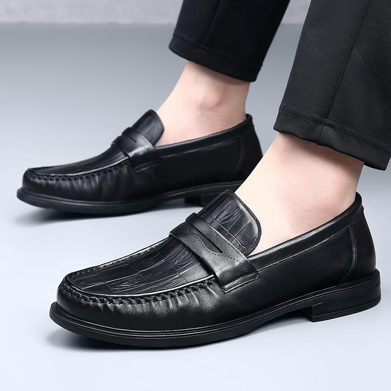 Fashion Wedding Party Dress Shoes 2025 New Slip On Man Loafers Breath Walking Moccasins High Quality Genuine Leather Men's Footwear