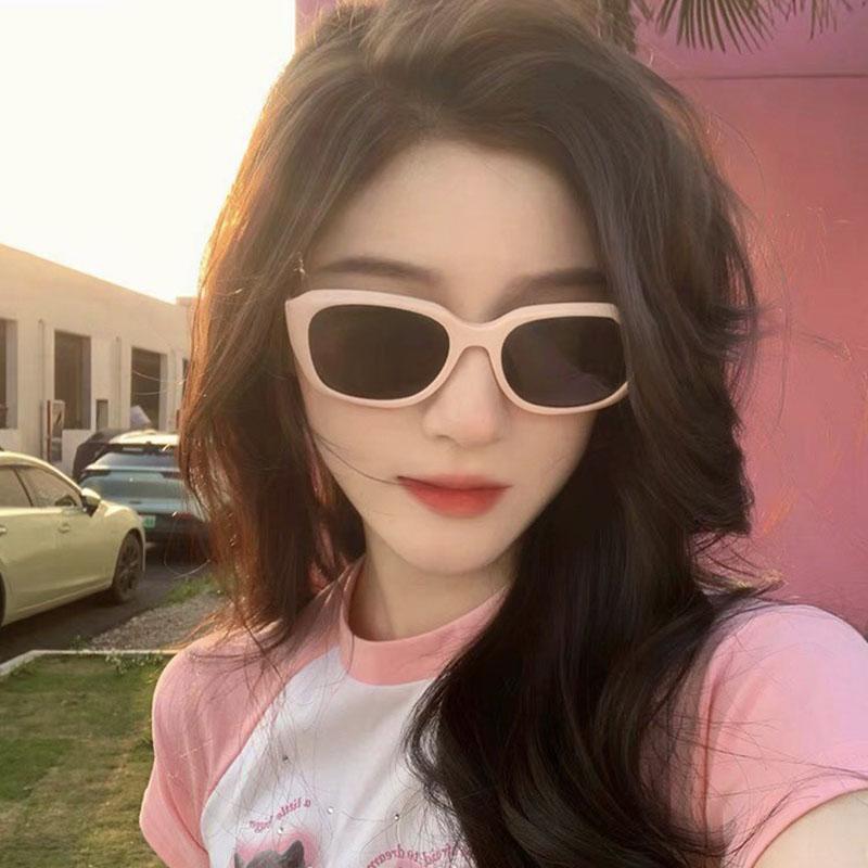 Material Sun Glasses For Women Fashion Trendy Uv400 Protection Sunglasses Men Outdoor Travelling Female Sunglass