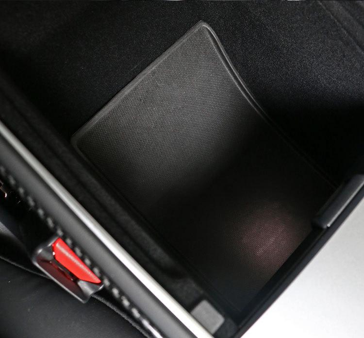 Tesla Model 3/Y (2017-2021) Armrest Box Non-slip Dirt-proof Mat