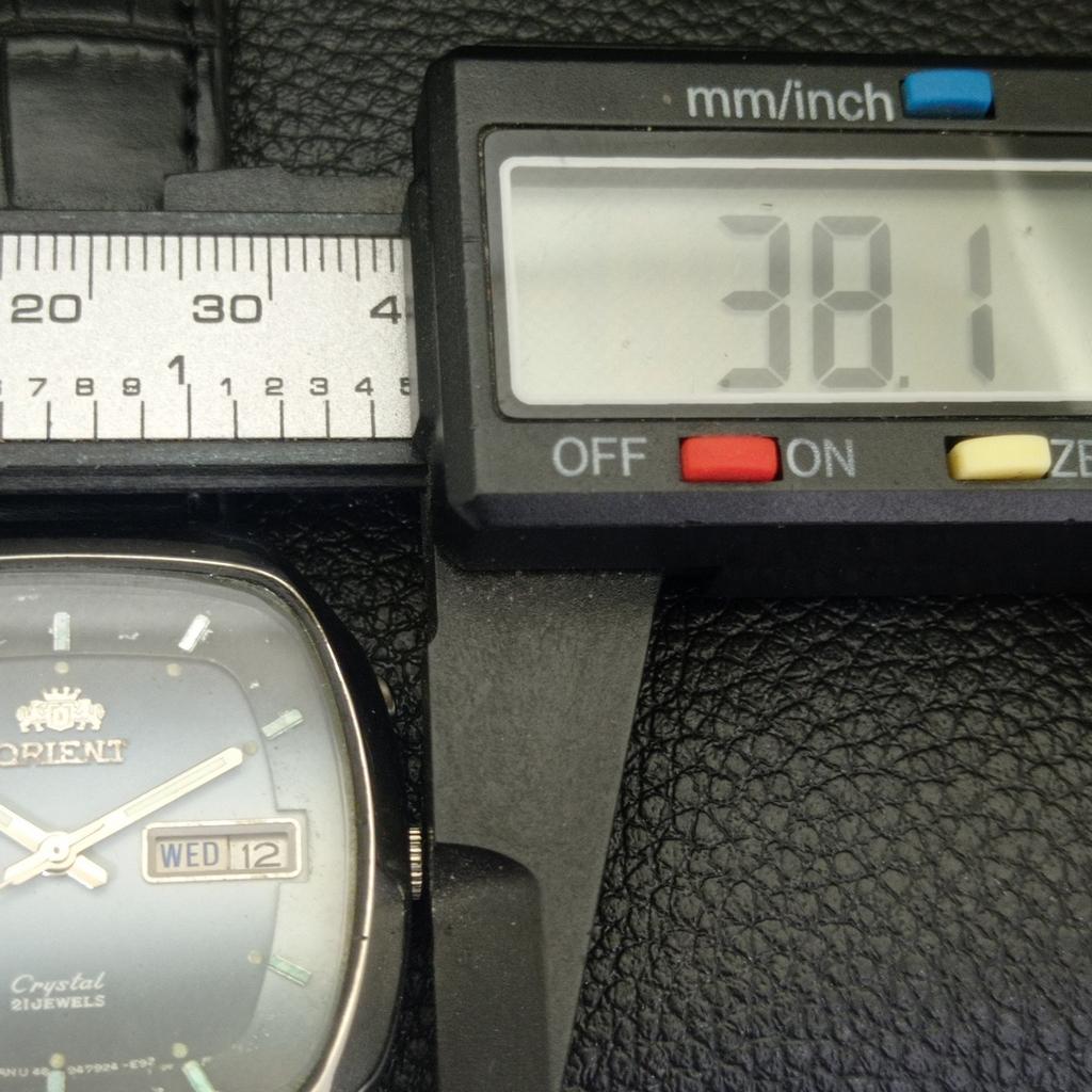 VINTAGE ORIENT CRYSTAL AUTOMATIC JAPAN 46941 MENS ORIGINAL DIAL WATCH a703357-1 R213b-a703357