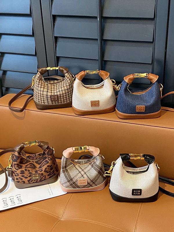 2025 Korean Trendy Plaid Kids Crossbody & Handheld Mini Crescent Bag