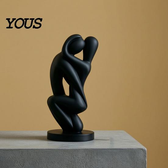 High-end Decorative Art 3D Printed Hugging Couple Sculpture, Abstract Embrace Figurine with Smooth Curves, Minimalist Statue Romantic Sculpture