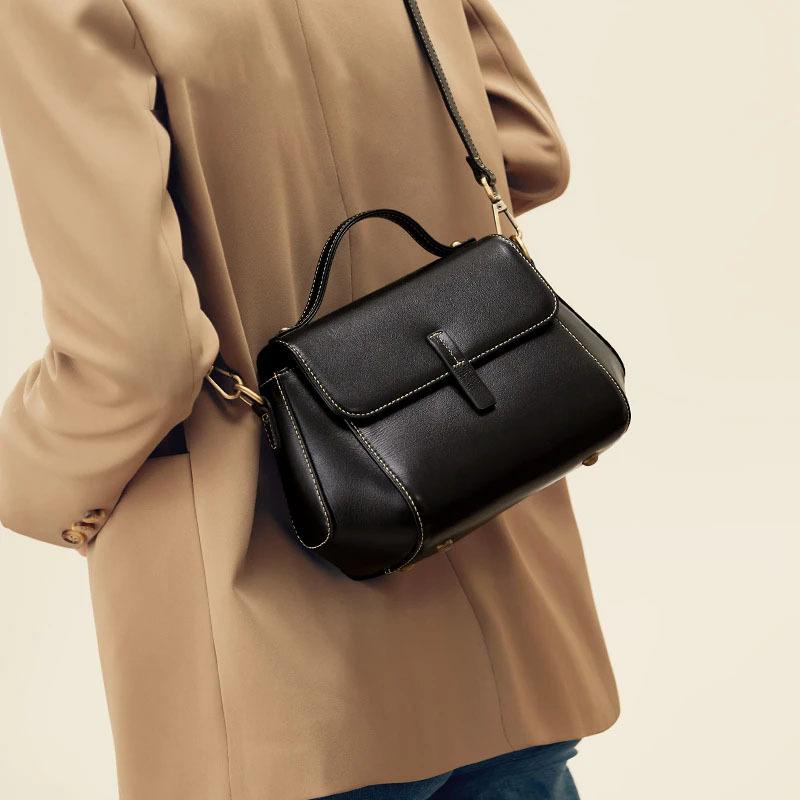 Modische Neue Damen-Umhängetasche, Stilvolle Einzel-Schultertasche für Damen, Vielseitige und Nischen-Muscheltasche