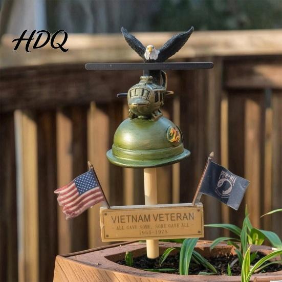 Rain Gauge Outdoor Eagle Airplane Tube Measure with Ground Stake Resin Decorative Tool for Garden Lawn Patio Gift Gardeners