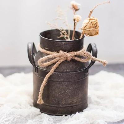 Decoración para el hogar
– Jarrones y floreros