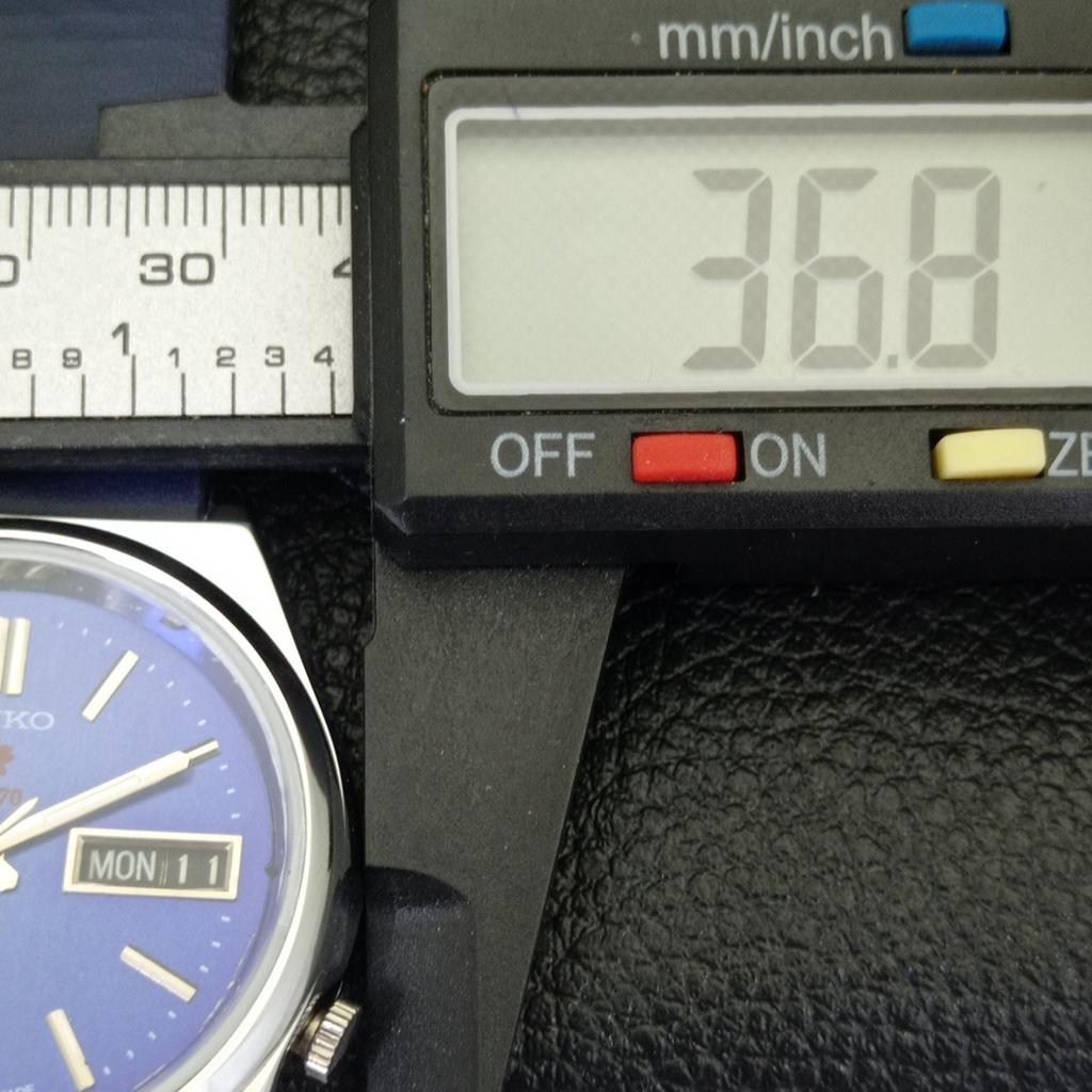 REFURBISHED VINTAGE SEIKO EXPO 70 AUTOMATIC JAPAN MENS BLUE DIAL WATCH a433574-2 R117-a433574