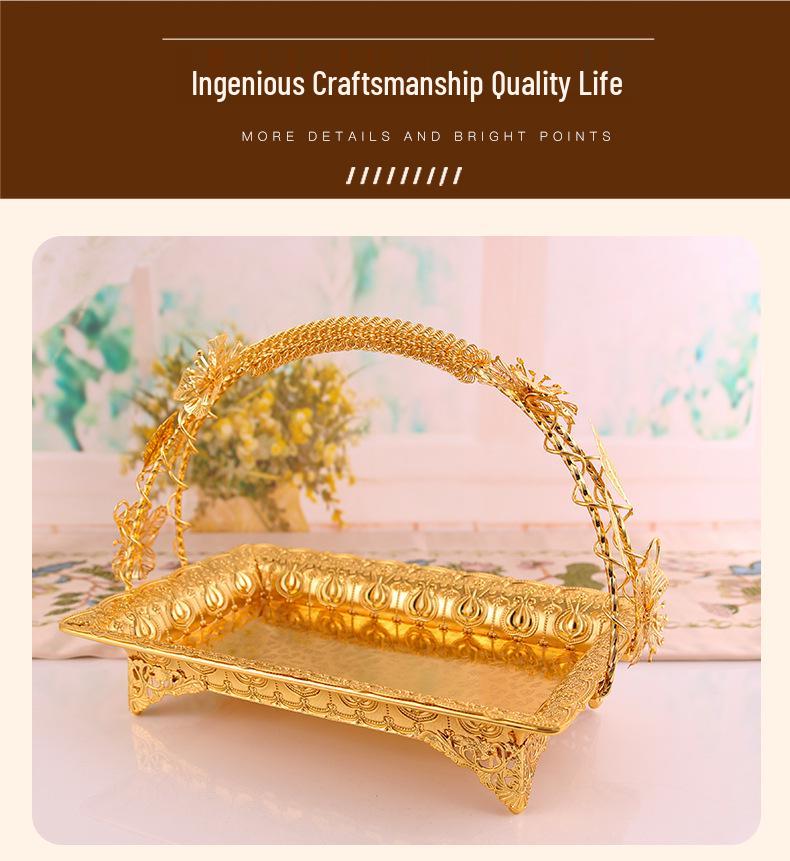 Golden Metal Single-Layer Multi-Purpose Fruit Snack Basket with Handle - European Classical Style for Hotel, KTV, or Living Room.