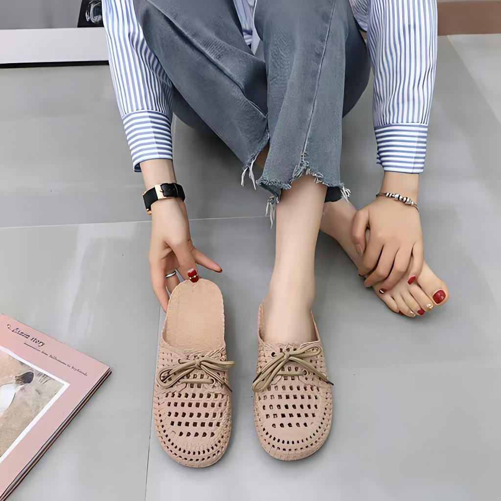 New Summer Baotou Flat Bottom Women's Hole Shoes Home Indoor and Outdoor Cool Slippers Women's Lazy Fashion Student Beach Shoes
