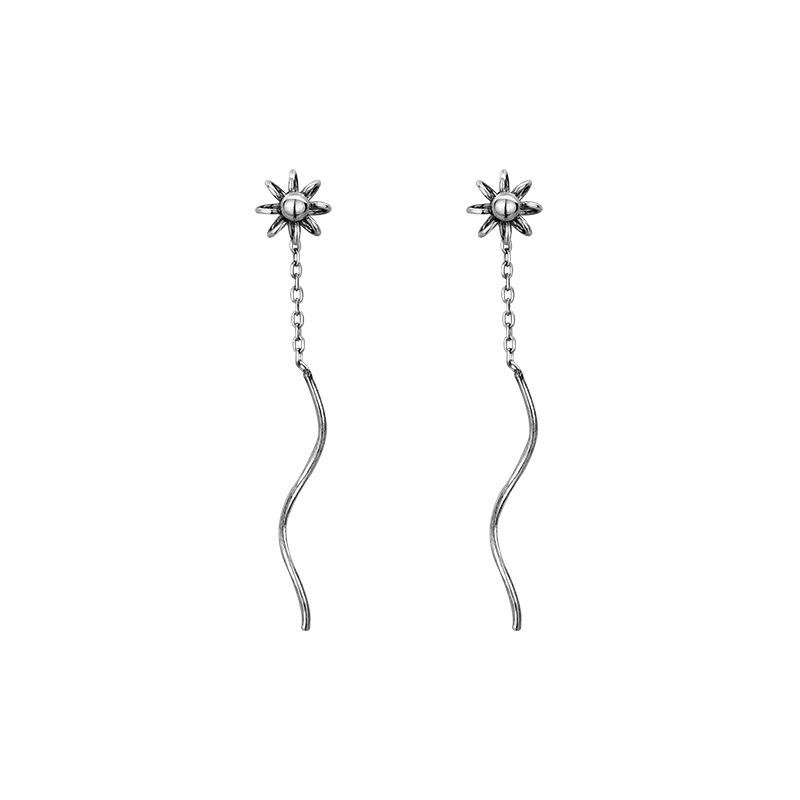 Women'S Earrings, Long Flowers, Small Fresh Literary And Artistic Mori Retro Style, Small Personalized Design, Hollow Sunflower Earphones