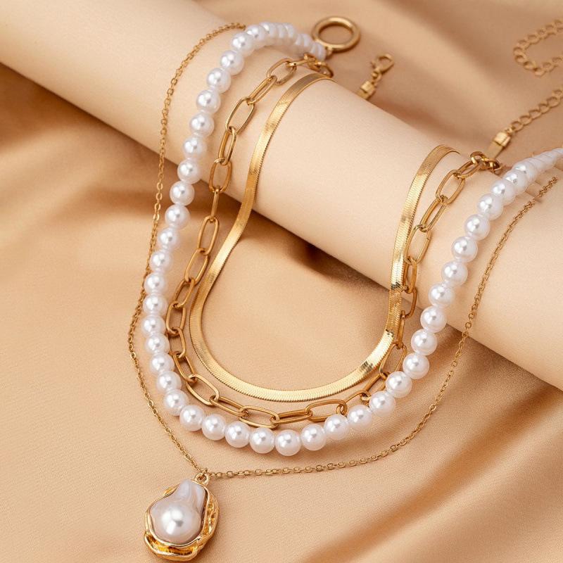 Elegant Baroque Pearl Multi-layer Clavicle Necklace – Women's Fashionable Snake Bone Chain