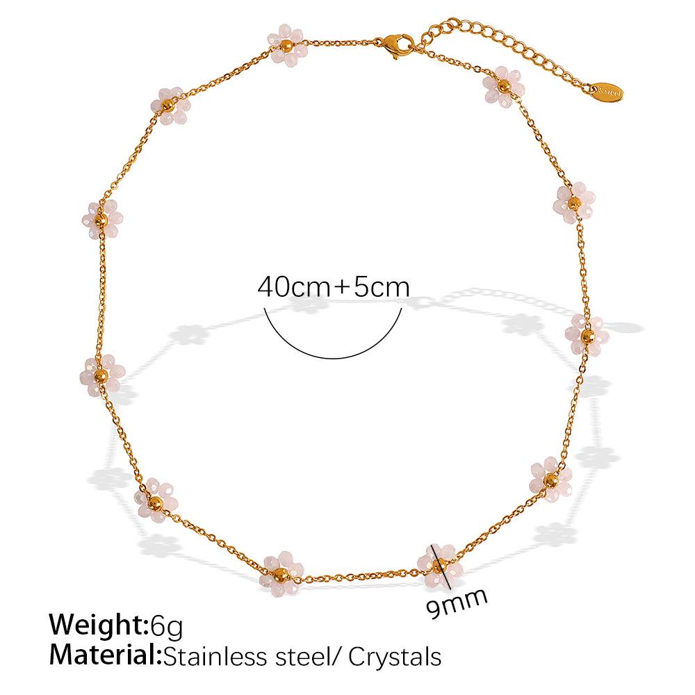 European & American Fresh Flower Stainless Steel Bracelet with Women's Niche Design and Titanium Steel Necklace Set.