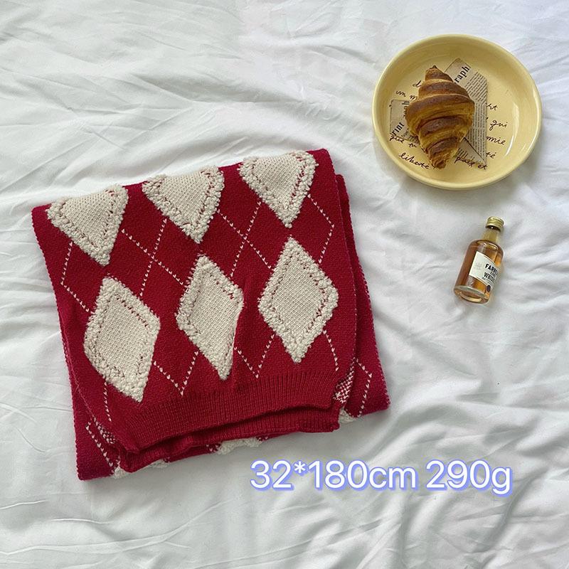 [Dai Green] New atmosphere Christmas red grid soft waxy matching gift scarf high-end style fashion scarf