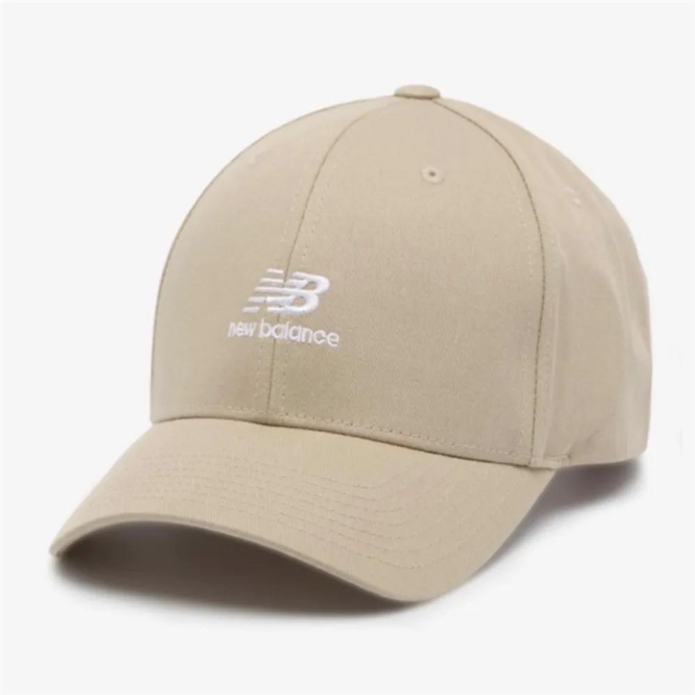 New Balance Stacked Logo Structured Ball Cap B1 NBGDGS1101 35 NBGDGS1101 35