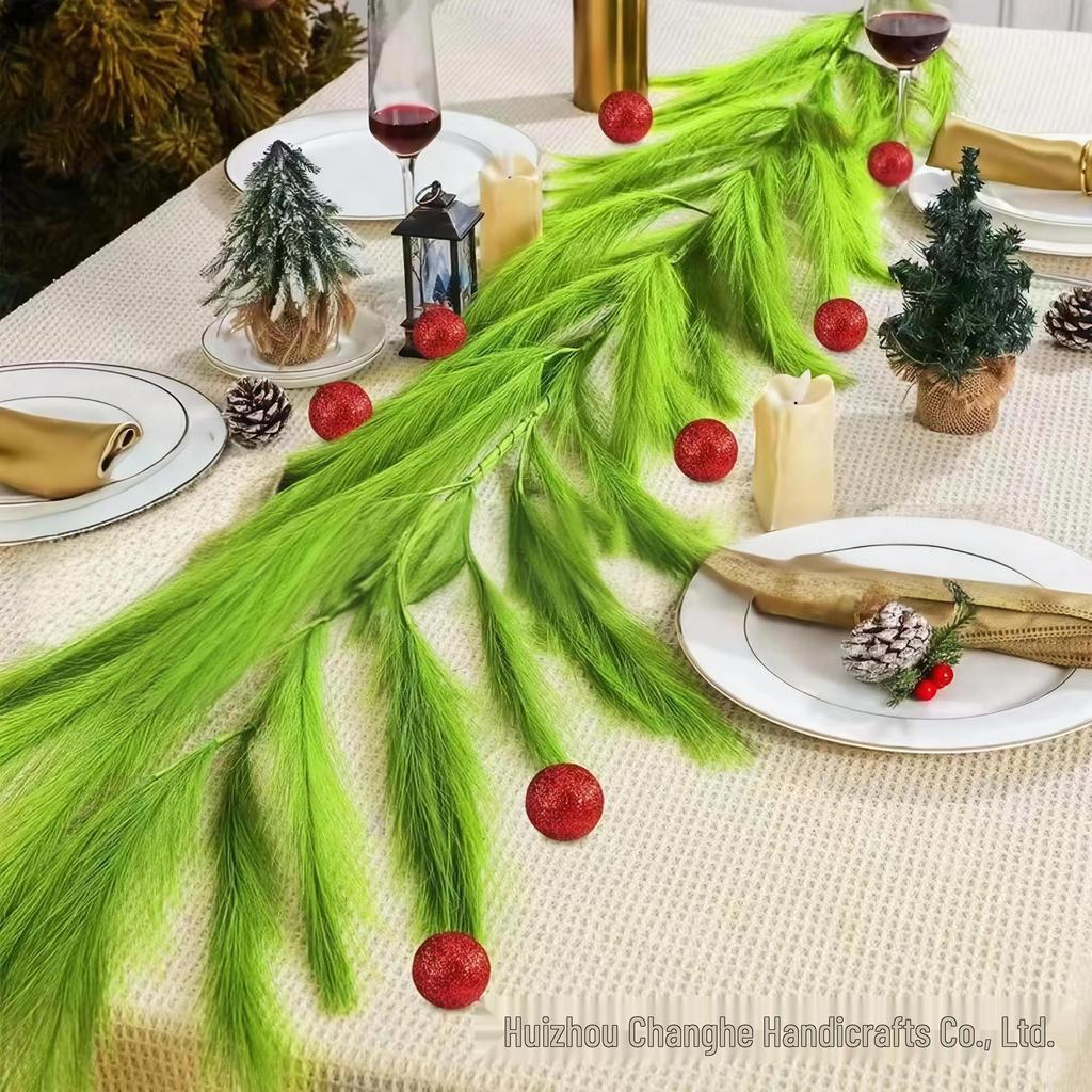 Christmas Paspalum Vine Elf Ball: Artificial Reed and Green Plant Decoration Ornament