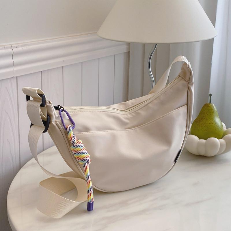 Elegant Minimalist Pleated Dumpling Style Bag In Black Green Khaki And Cream For Fashionable Outfits OffWhite,Without Pendant
