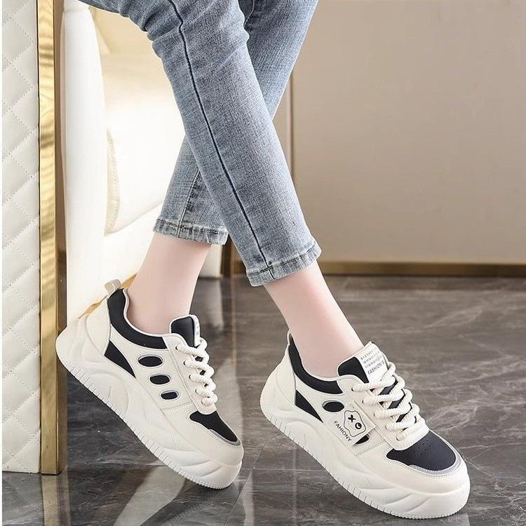 Neue Freizeitschuhe im Herbst, Muffin-Plateauschuhe, weich gefederte, höhenverstellbare Sports-Board-Schuhe