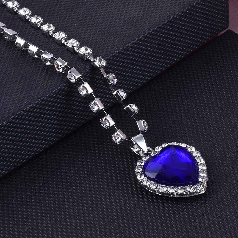 Luxury Blue Zircon Heart Pendant Necklace Women Romantic Exquisite Cz Diamond Necklaces For Women Wedding Jewelry Gifts