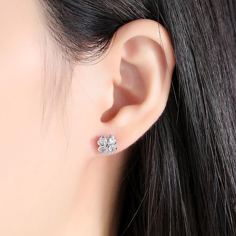 2023 Sterling Silber Kleeblatt Ohrringe: Eleganter und luxuriöser Damenschmuck