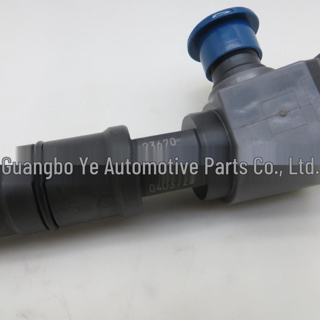 High-Pressure Common Rail Injector 295700-0530 for 1AD-FTV/2.0D-4D Engines