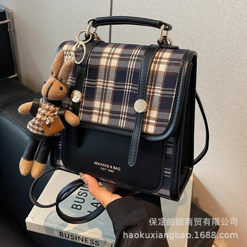 Retro plaid backpack women's fashion niche design 2025 new casual street trend schoolbag travel backpack