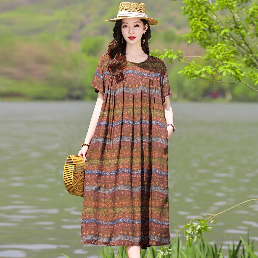 Women's Round Neck Short Sleeve Maxi Dress Loose Relaxed Waist Elegant Floral Print Plus Size Casual Summer Dress