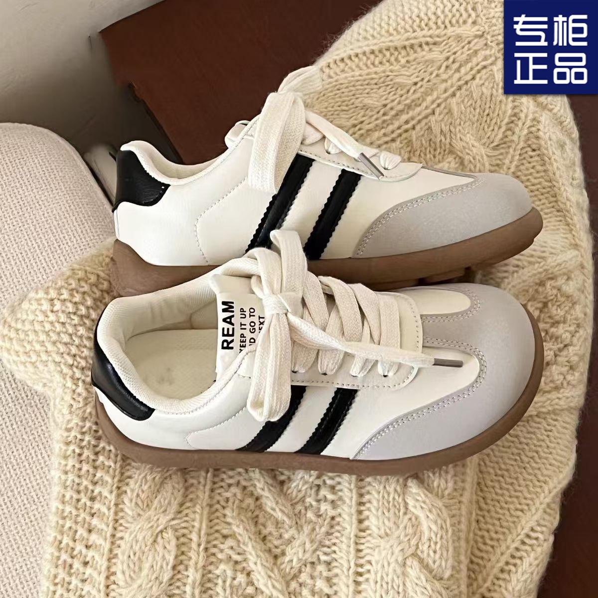 

Легкие спортивные кроссовки для сноуборда, женские модные туфли, оригинальные, весна 2025, новые маленькие белые туфли, универсальные, повседневные, на платформе, немецкие кроссовки для женщин 35