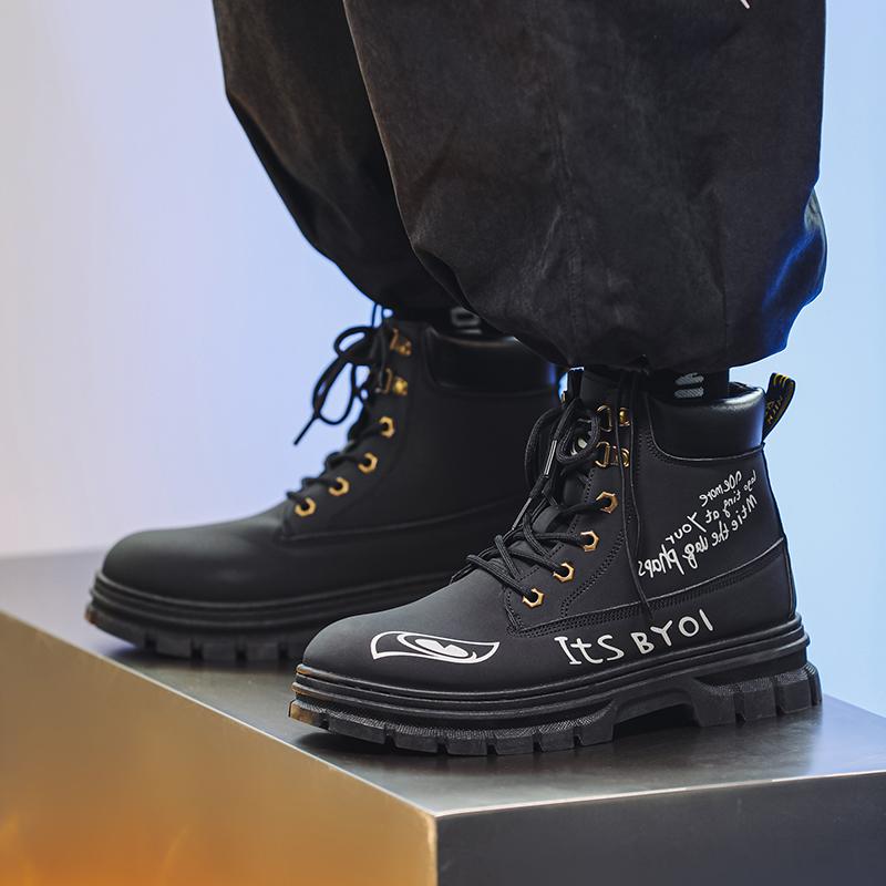 Nowe modne jesienne i zimowe męskie wysokie buty Martin dla studentów, mężczyzn i chłopców, modne buty robocze z miękką podeszwą, ochrona pracy, trampki Martin