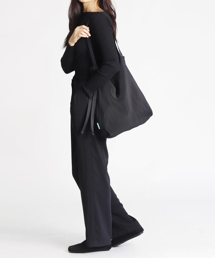 Green Stuff Spacious Loose Fit Shopper Bag 57 Pleated - Black