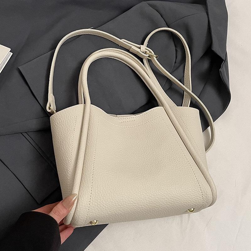 Spring and Summer Leisure Niche Simple Lychee Pattern Portable Vegetable Basket Bag Women Commute To Work Versatile Messenger Bag