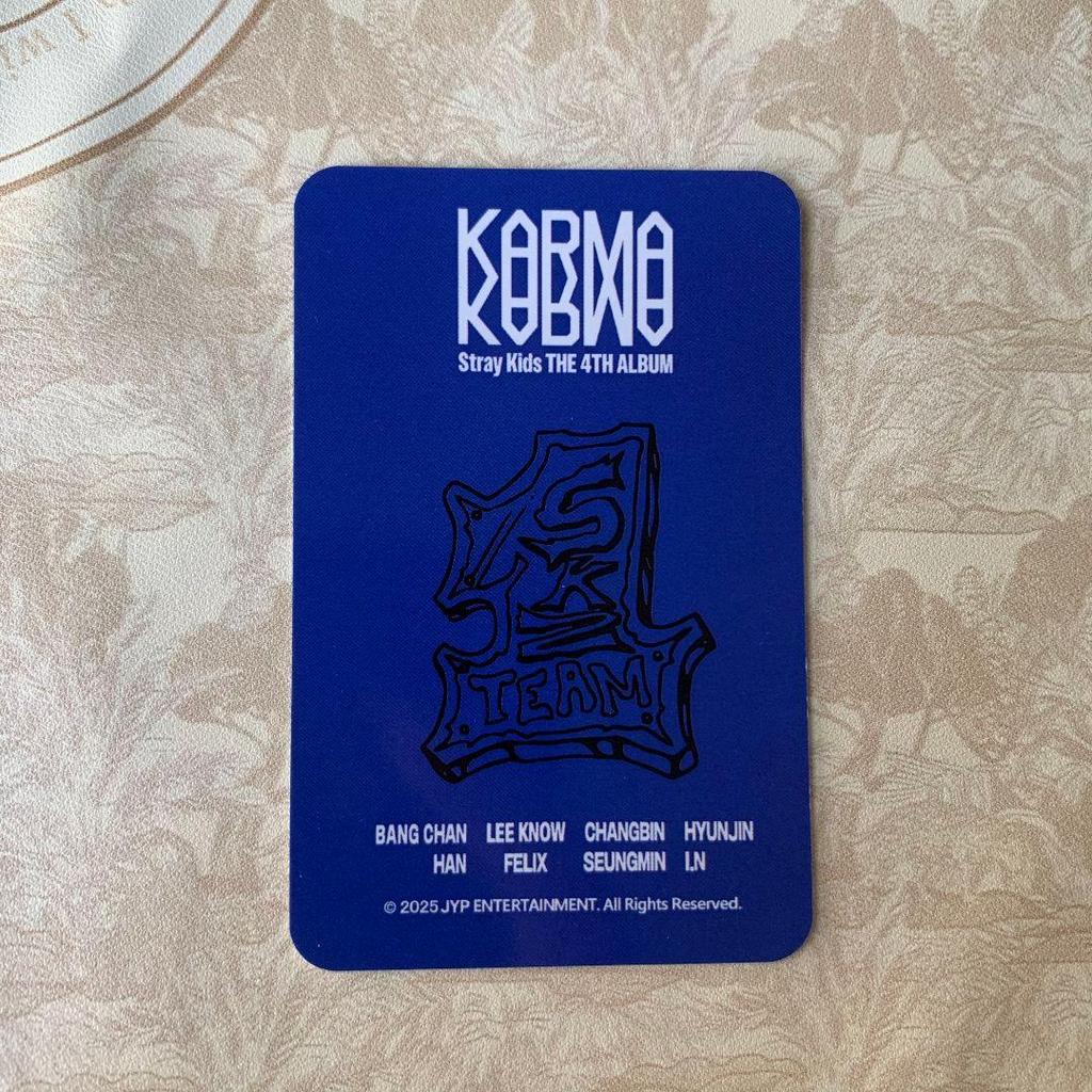 [USED] Straykids Sanok Straykids KARMA Hyunjin Korean pre-recorded trading card